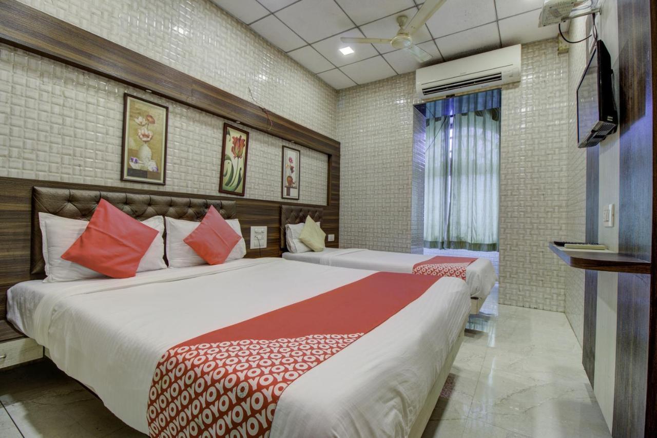 Oyo 74879 Hotel Imperial Palace - Mumbai, Mumbai